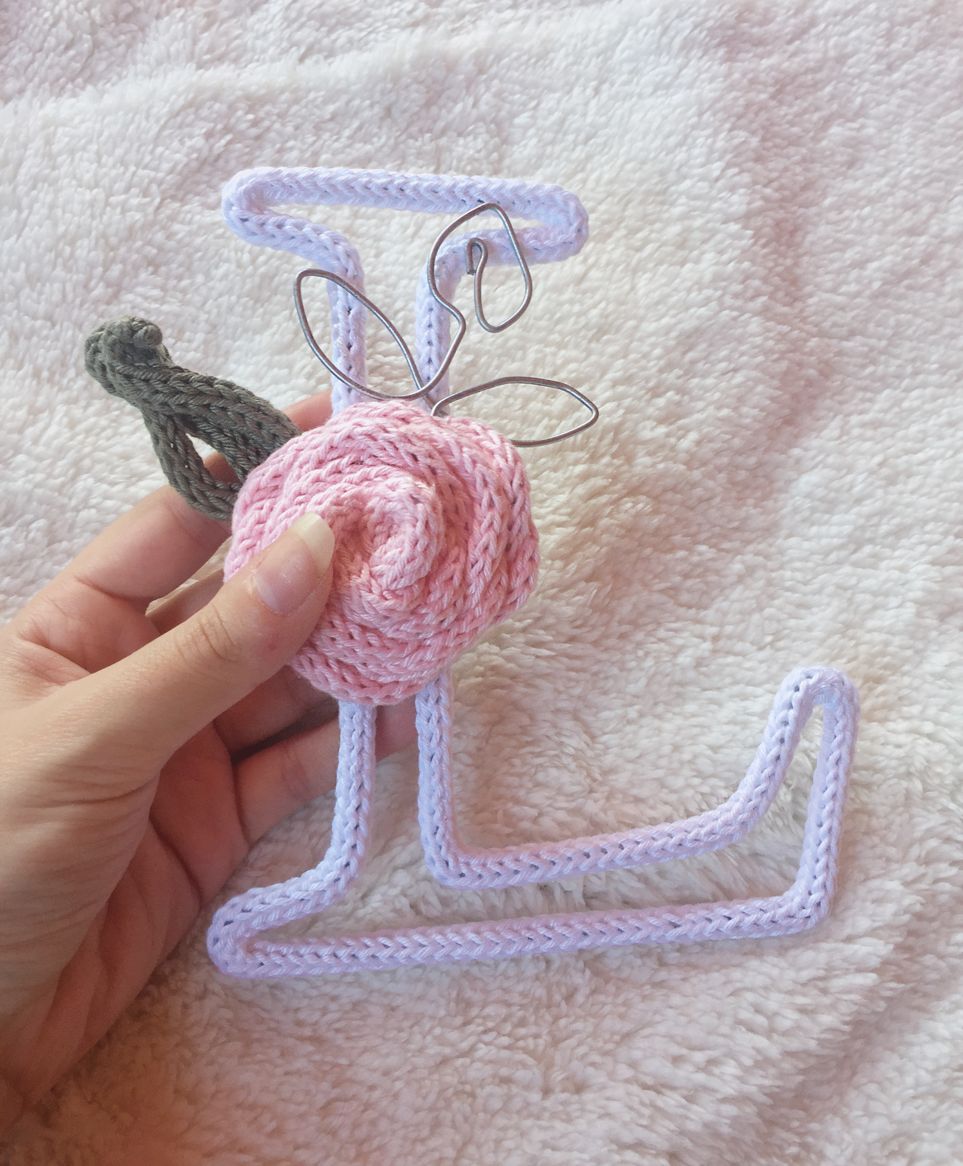 Decoração Letra em Tricotin